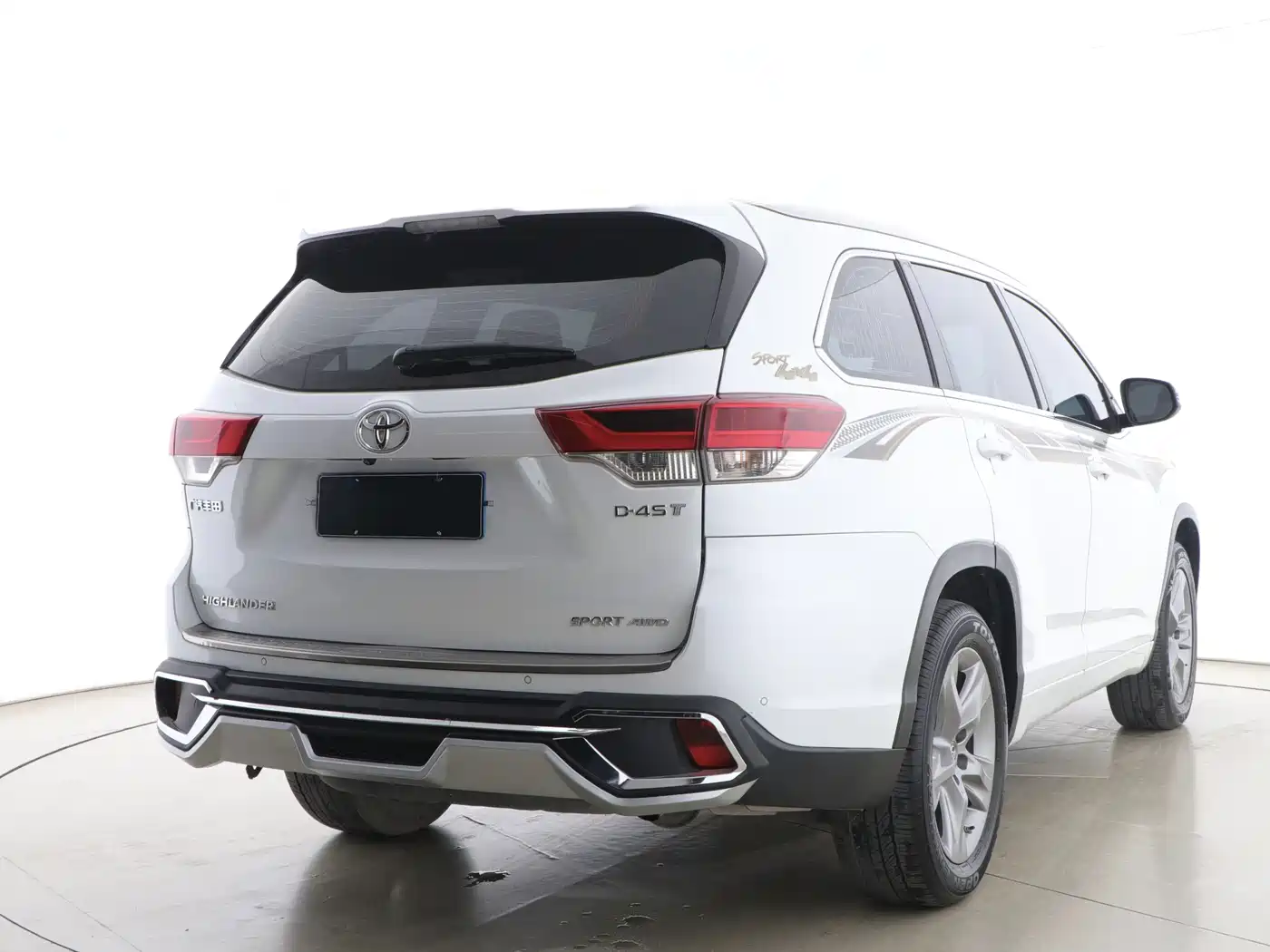 TOYOTA HIGHLANDER