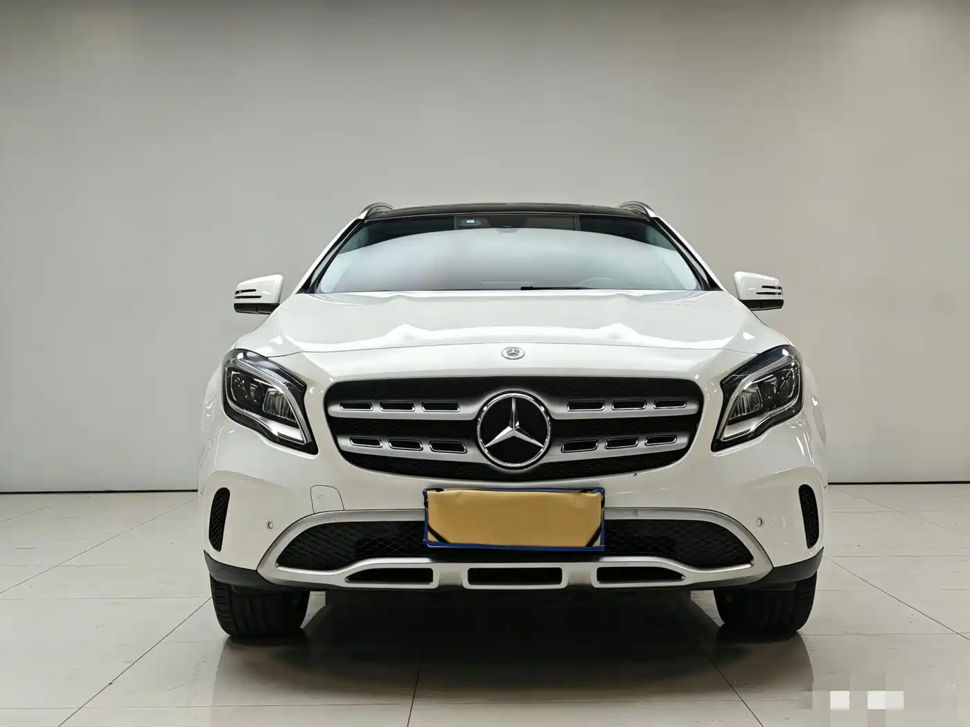 Mercedes-Benz GLA 2017 GLA 200 Fashion фото 2