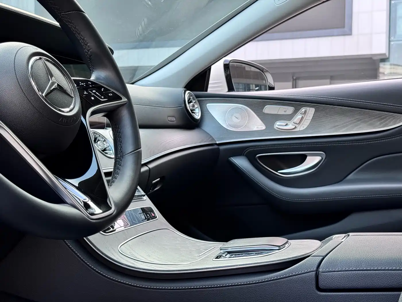 Mercedes-Benz CLS 2022 CLS 300 Dynamic фото 11