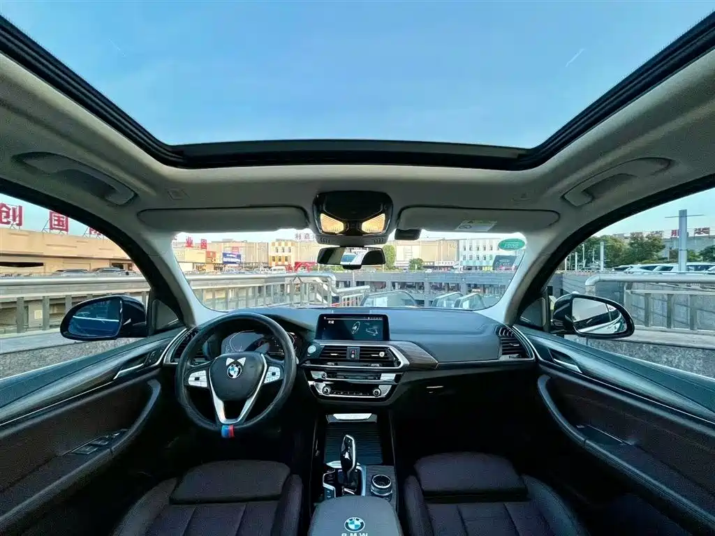 BMW X3 2020 xDrive28i Luxury Package фото 7