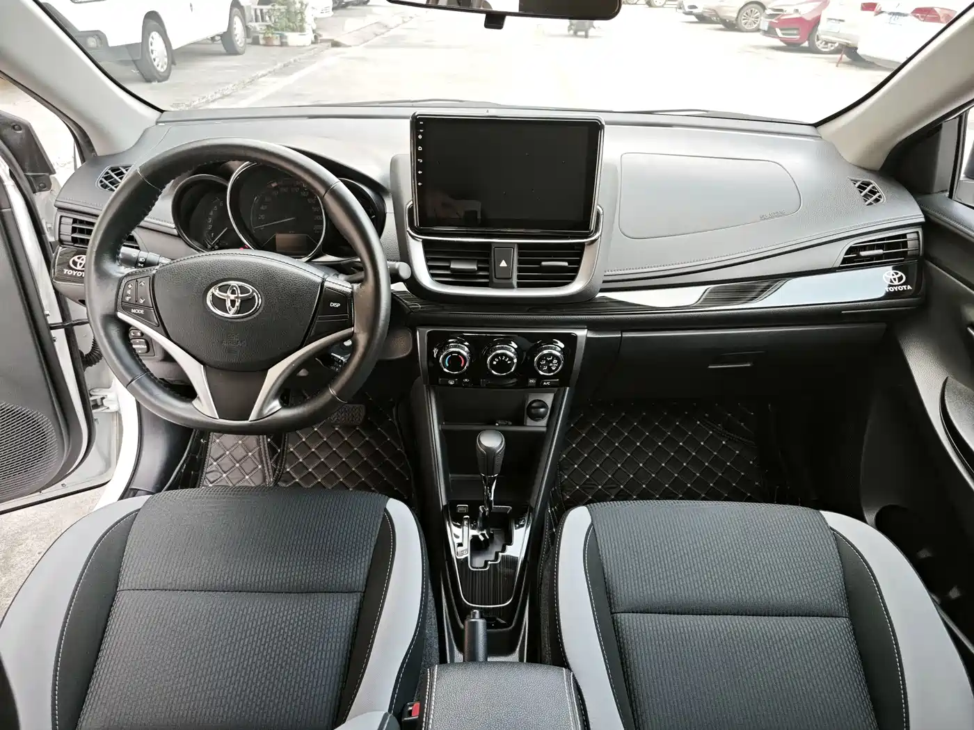 Toyota YARiS L Zhi Xuan 2022 Zhi Xuan X 1.5L CVT Leading PLUS Edition фото 9