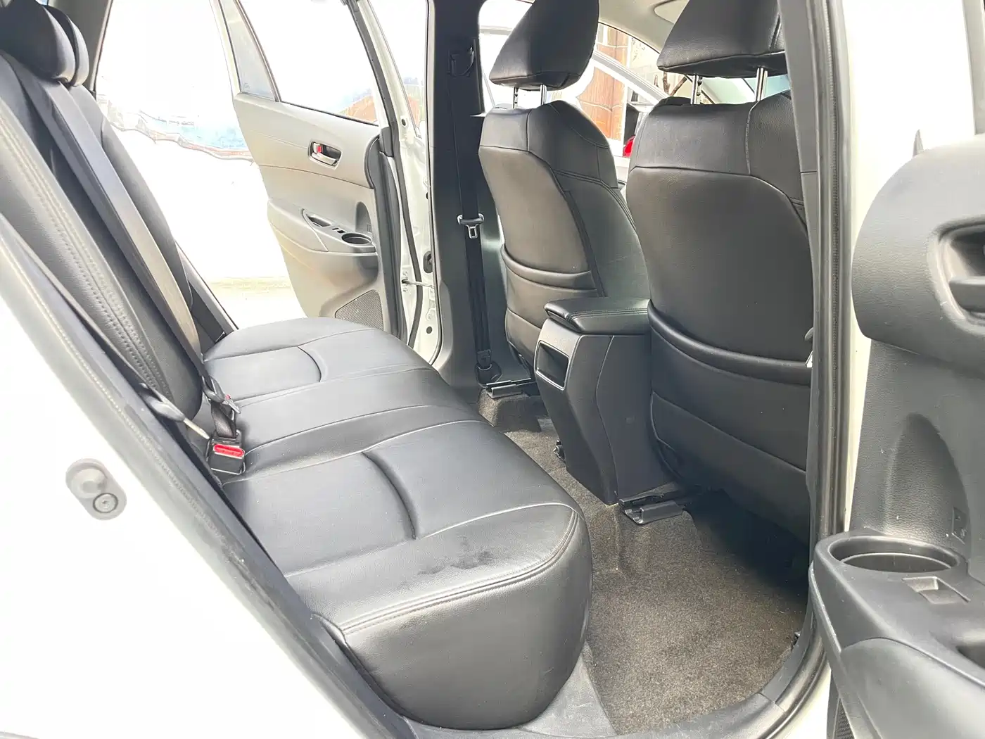 Toyota Corolla Cross 2023 2.0L Pioneer Edition фото 12
