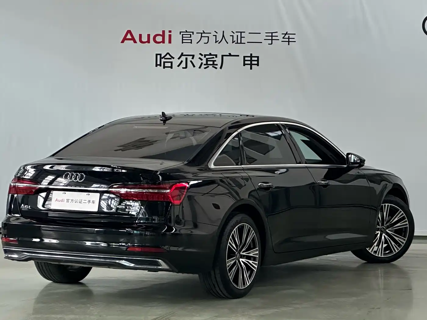Audi A6L 2023 45 TFSI quattro Premium Elegance фото 2