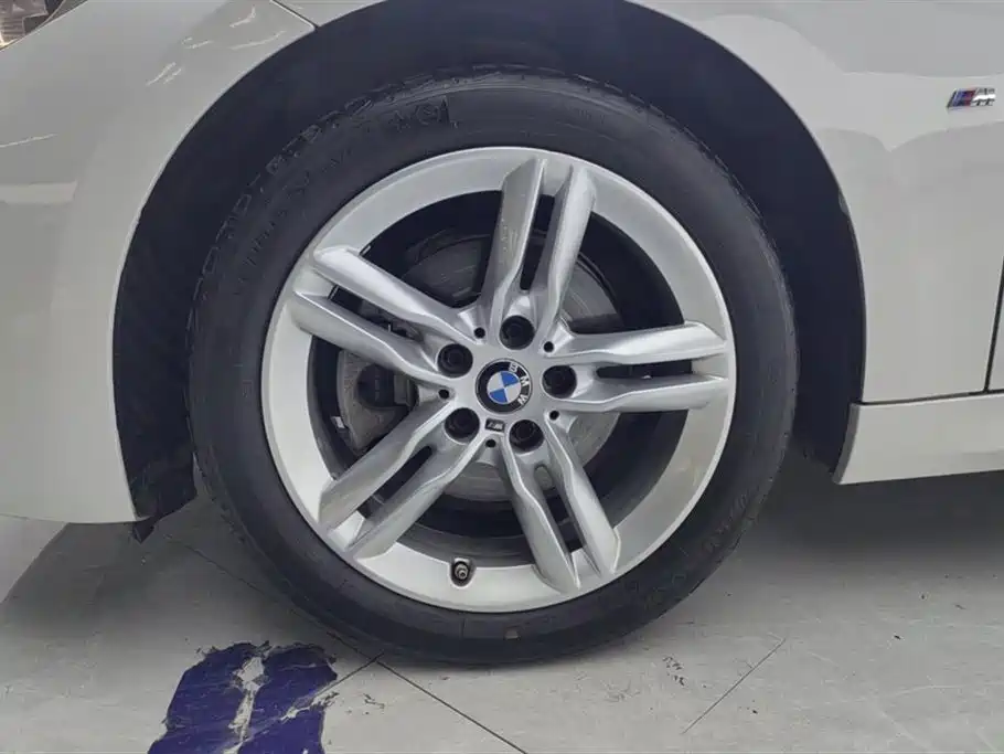BMW 1 Series 2021 Facelift 120i M Sport Shadow Edition фото 6