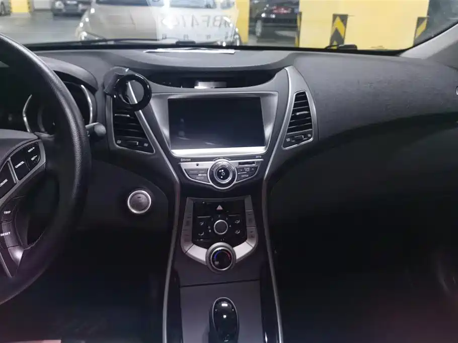 Hyundai Langdong 2015 1.6L Auto Premium фото 13