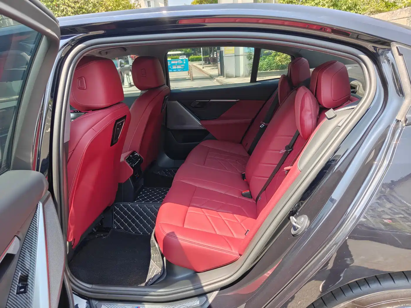 BMW 5 Series 2025 525Li M Sport Package фото 4