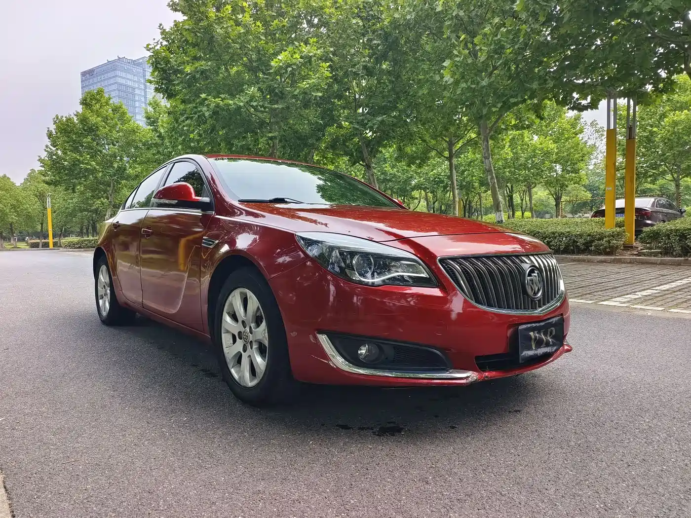 Buick Regal 2015 2.0L Leading Fashion Model