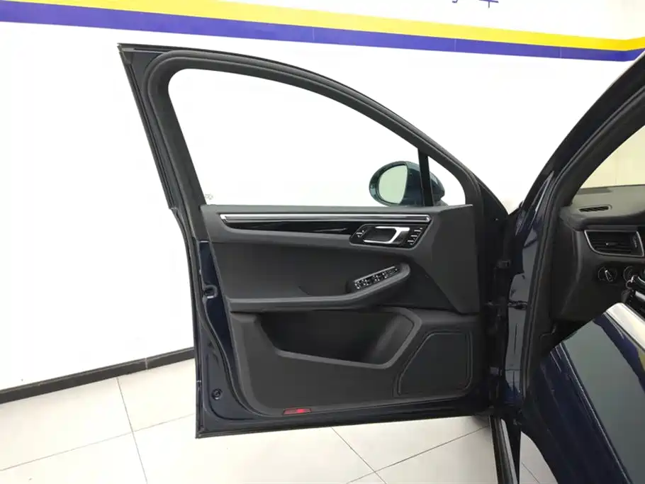 Porsche Macan 2016 Macan S 3.0T фото 7