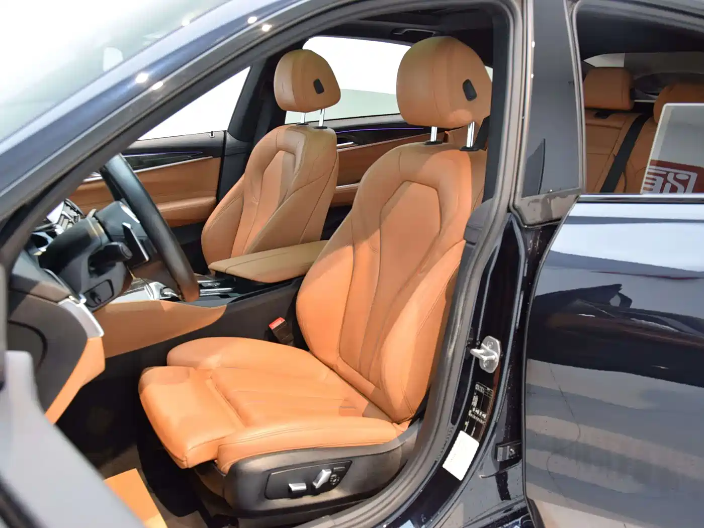 BMW 6 Series GT 2019 630i M Sport Package фото 5