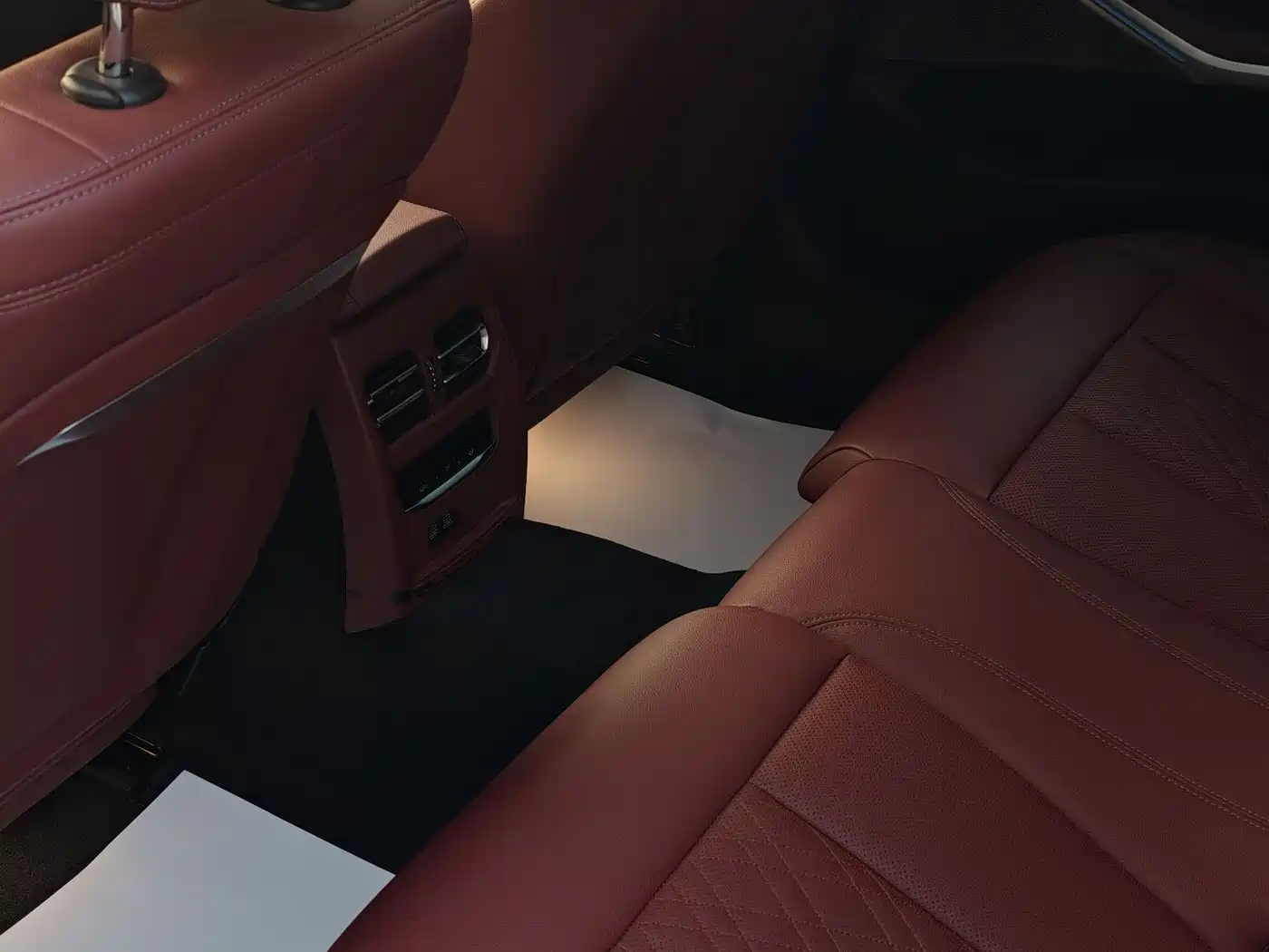 BMW i3 2024 eDrive 35 L фото 5