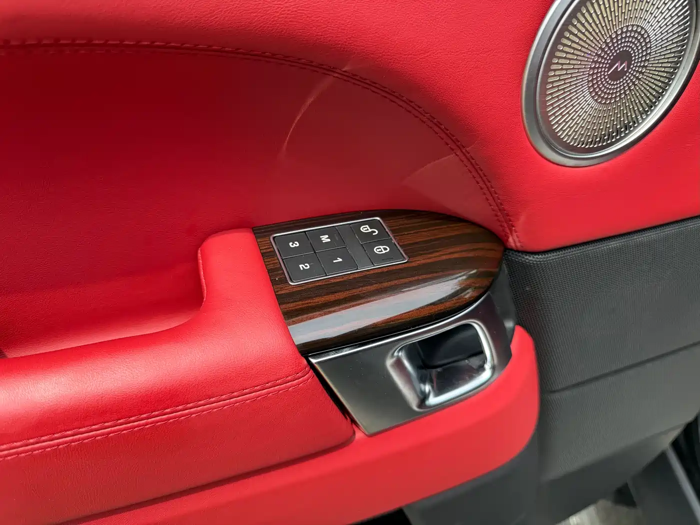 Фото 7 - Land Rover Range Rover