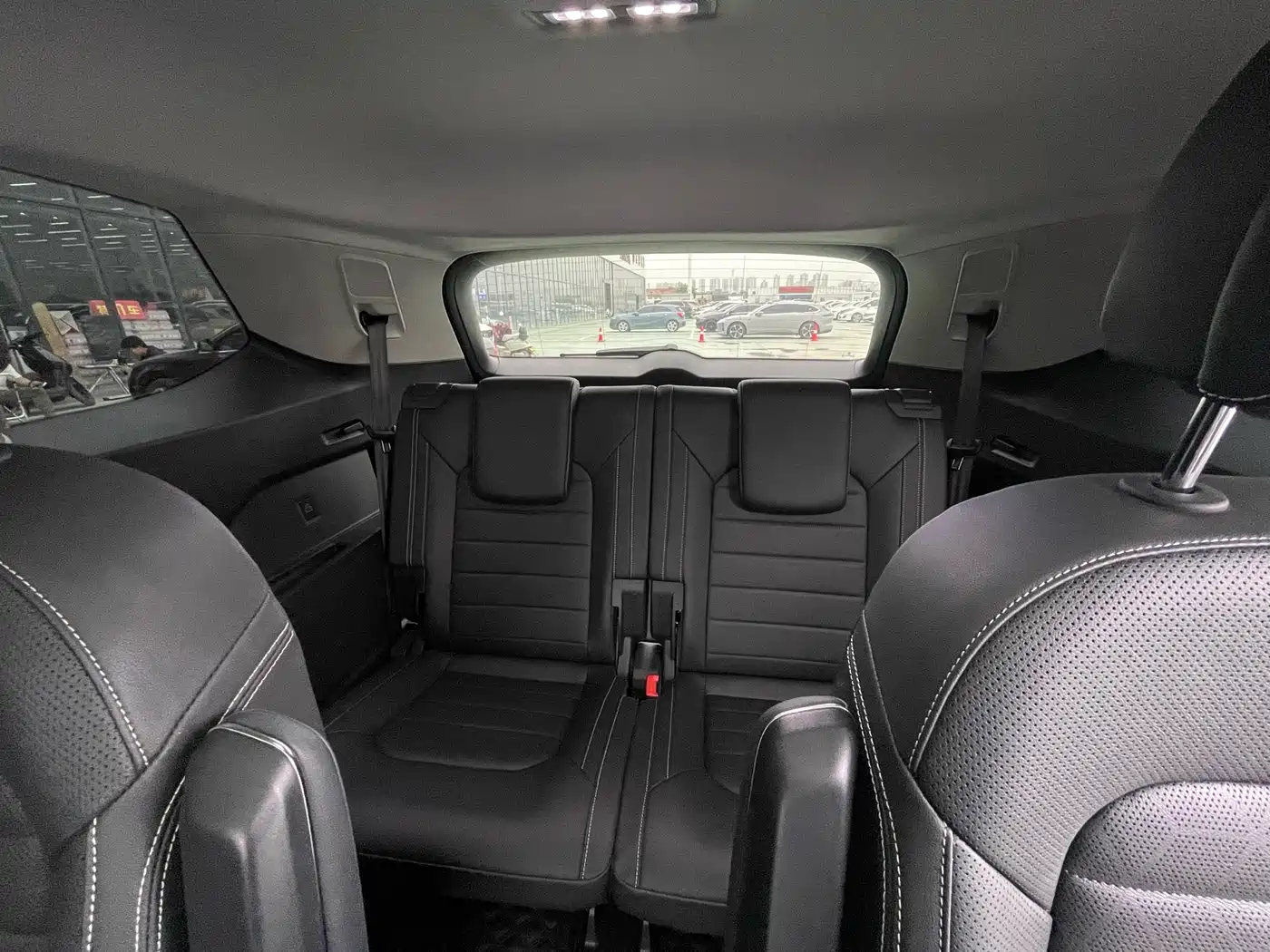 Volkswagen Talagon 2023 Facelift 380TSI 4WD Luxury Premium Pro Edition 7-Seater фото 7