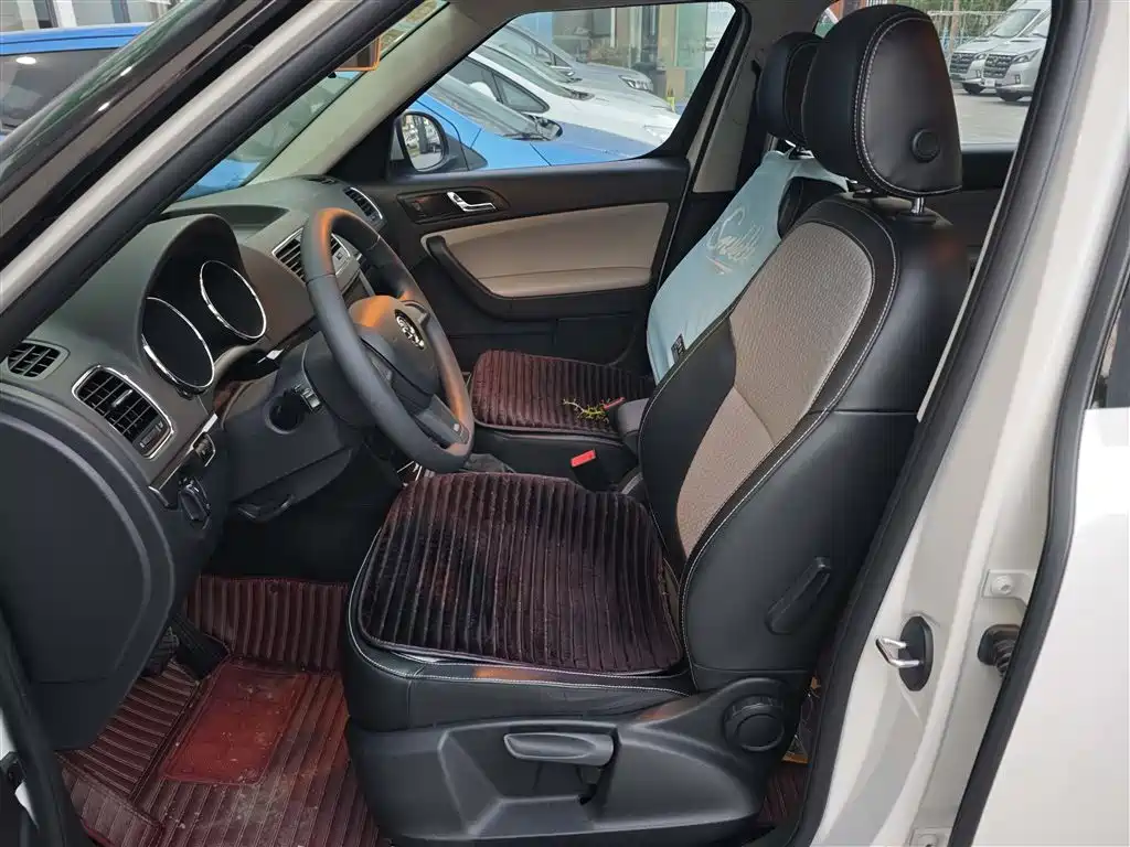 Škoda Yeti 2017 TSI280 DSG Advance фото 5
