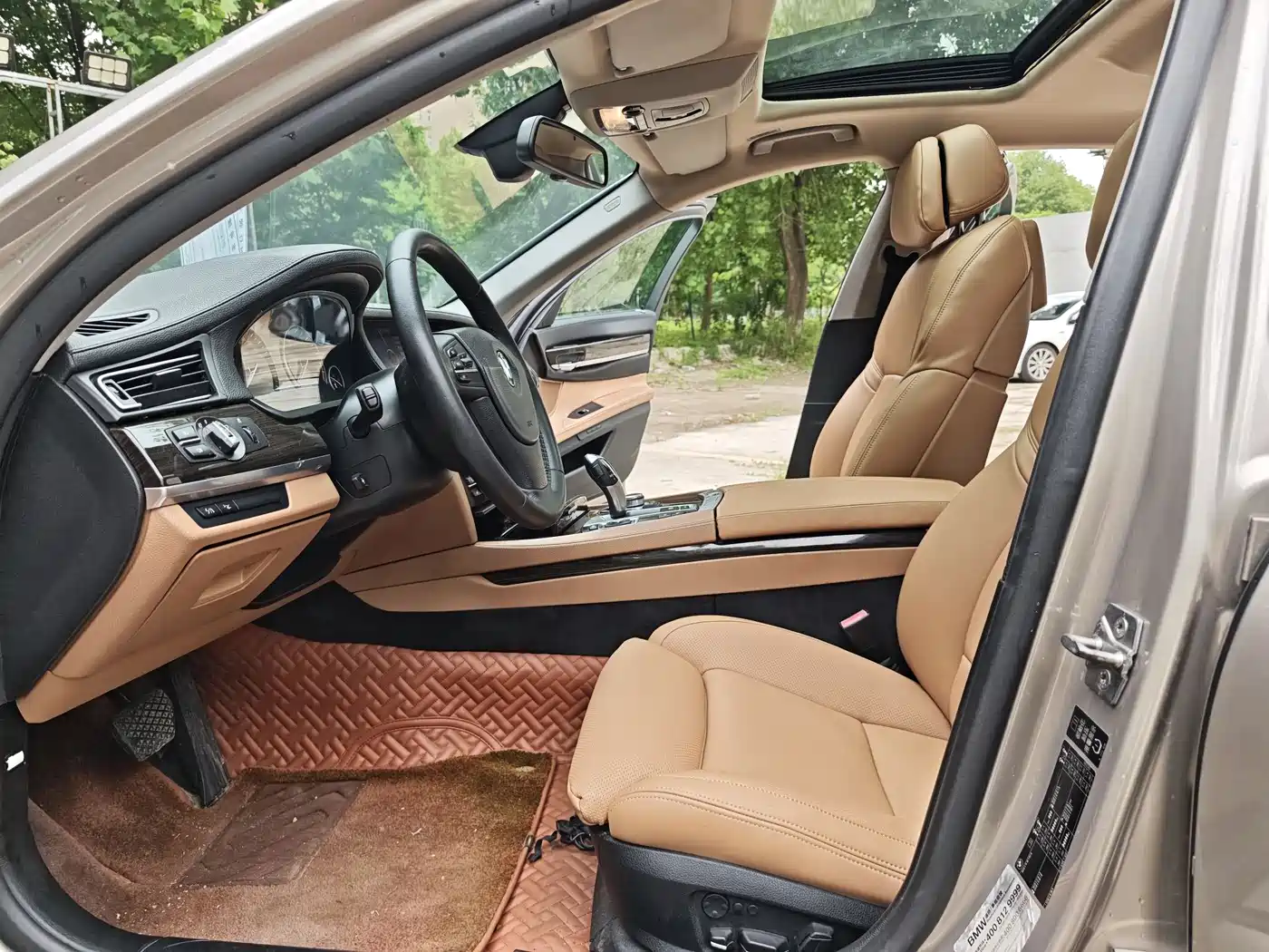 BMW 7 Series 2009 740Li Premium фото 15