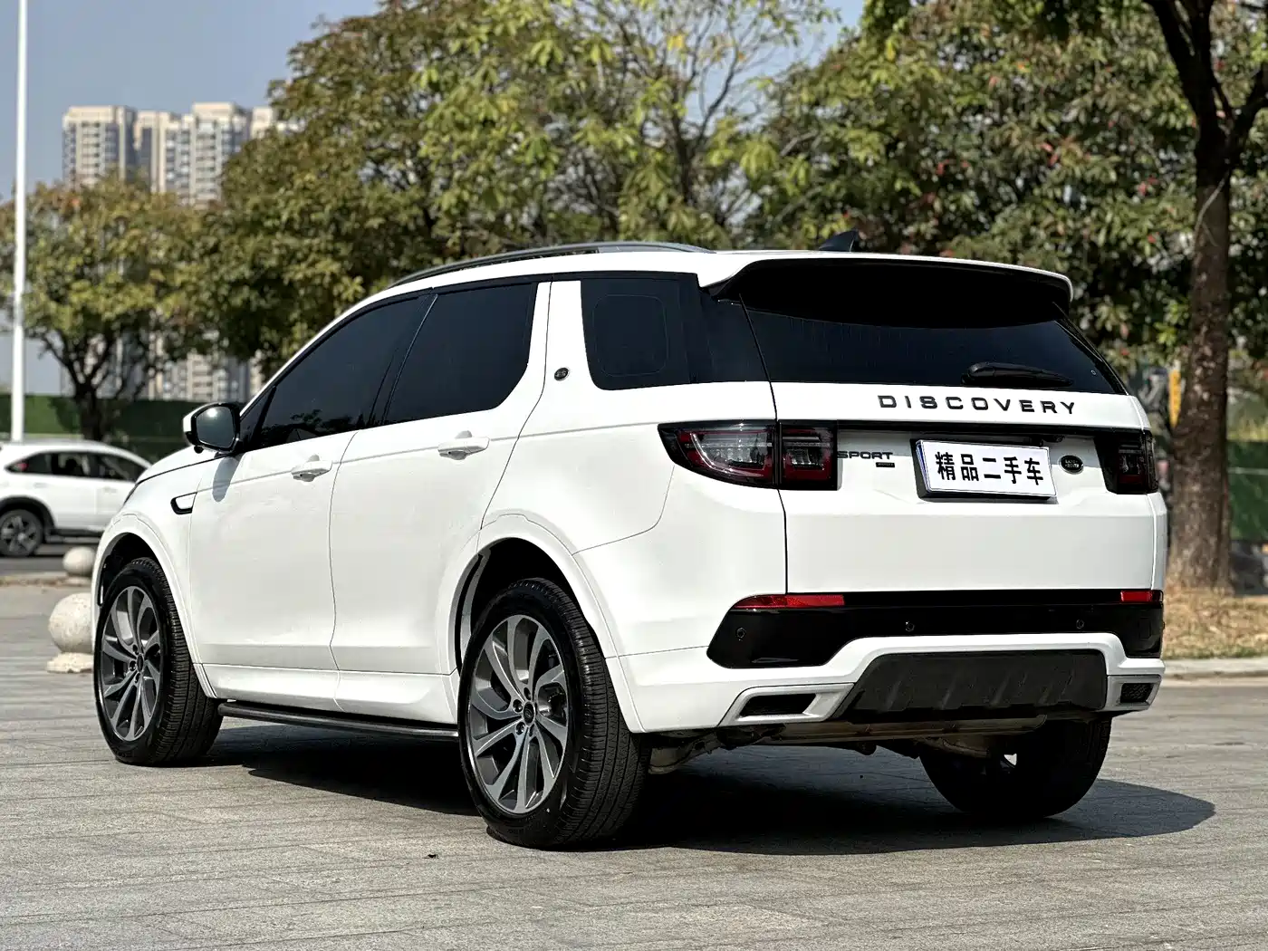 Land Rover Discovery Sport 2023 249PS R-Dynamic S Performance Version фото 6