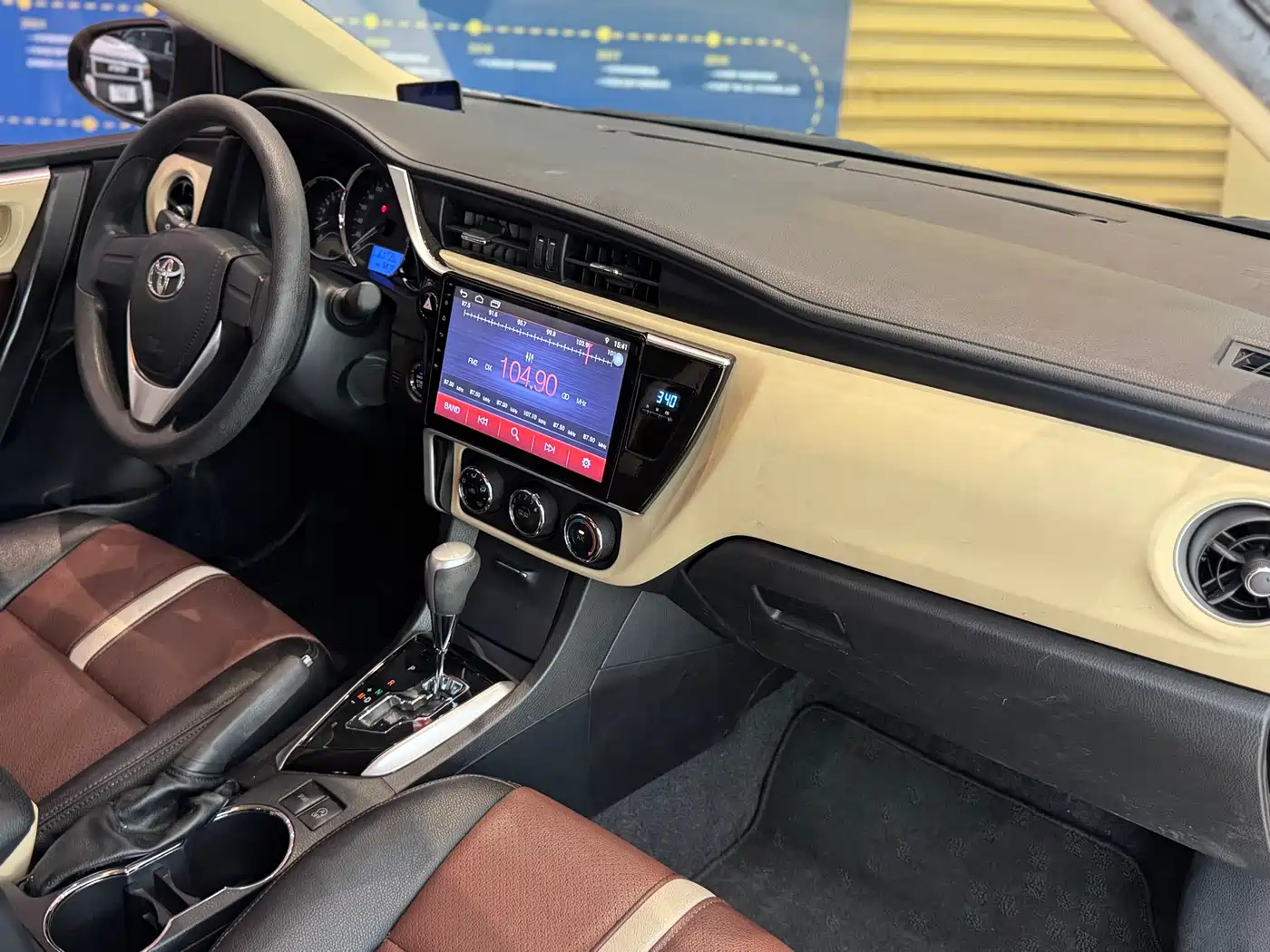 Toyota Corolla 2017 Facelift 1.2T S-CVT GL фото 21
