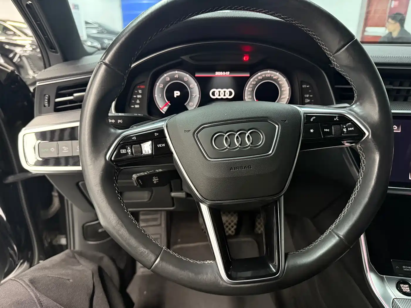Audi A6L 2023 40 TFSI Luxury Dynamic фото 5