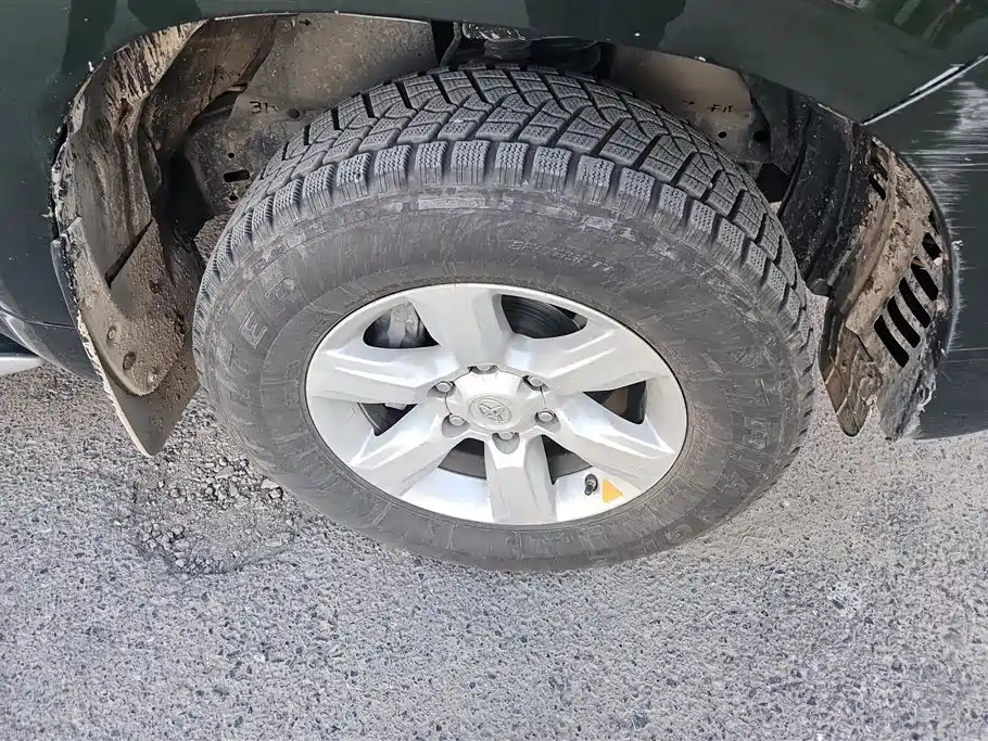 Toyota Prado 2014 4.0L Automatic TX-L фото 6