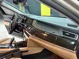 Photo 13 - BMW 7 Series