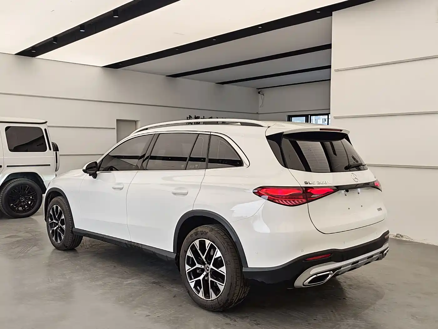 Mercedes-Benz GLC 2023 GLC 260 L 4MATIC Sport 5-seater фото 3