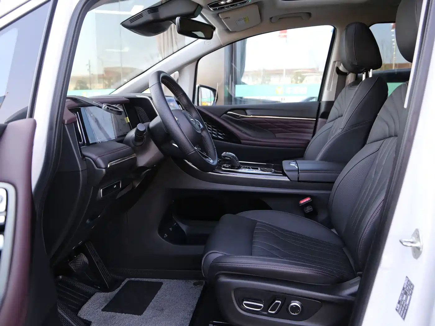 GAC Trumpchi Trumpchi M8 2024 Master Series 400T Ultimate Edition фото 10
