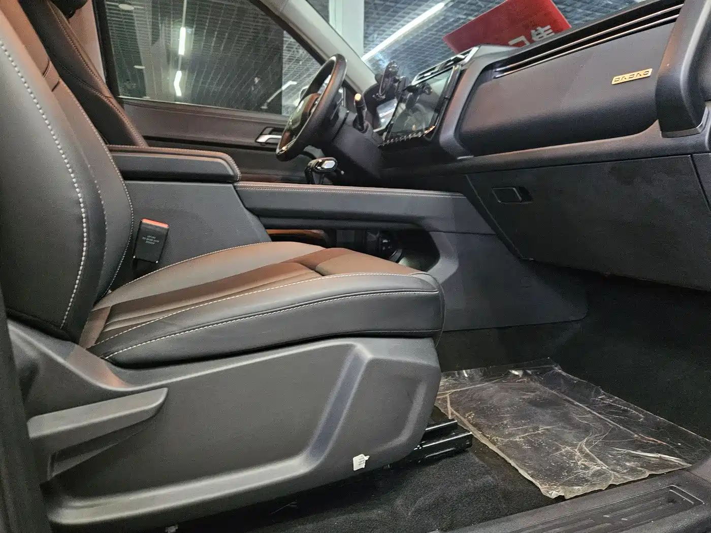 Jiangling Dadao 2025 2024 All-Rounder 2.3T Diesel Automatic 2WD Standard Wheelbase Comfort