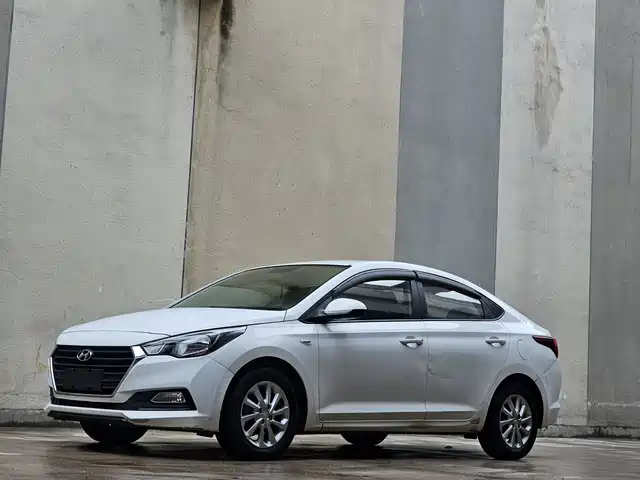HYUNDAI ACCEPT