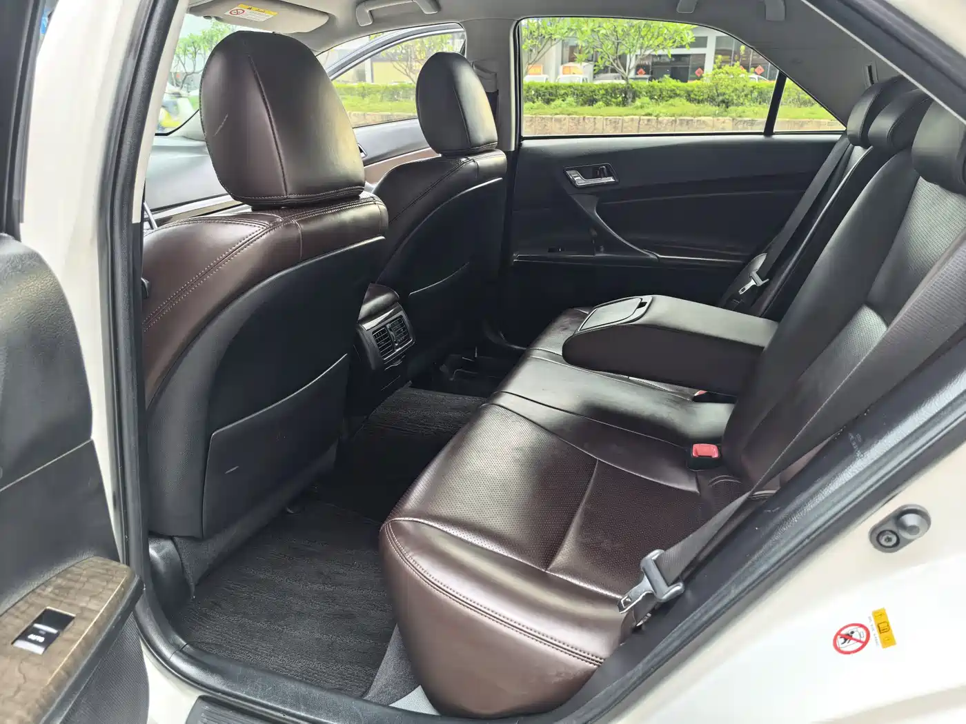 Toyota Reiz 2013 2.5S Elite Edition фото 10
