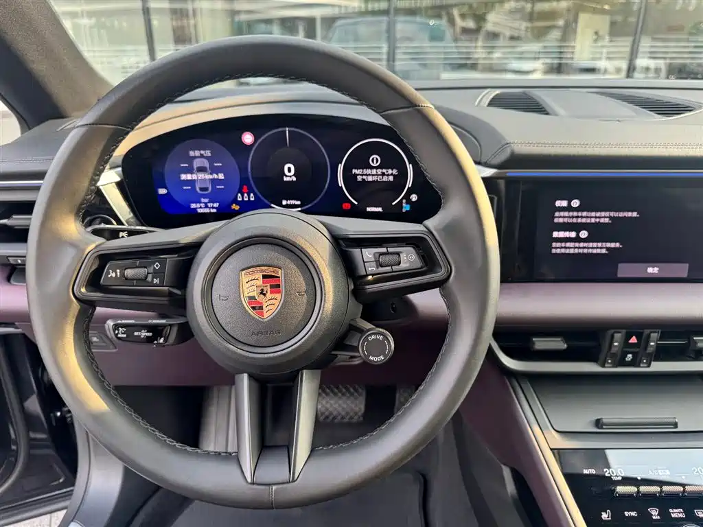 Porsche Macan EV 2024 Macan 4 фото 6