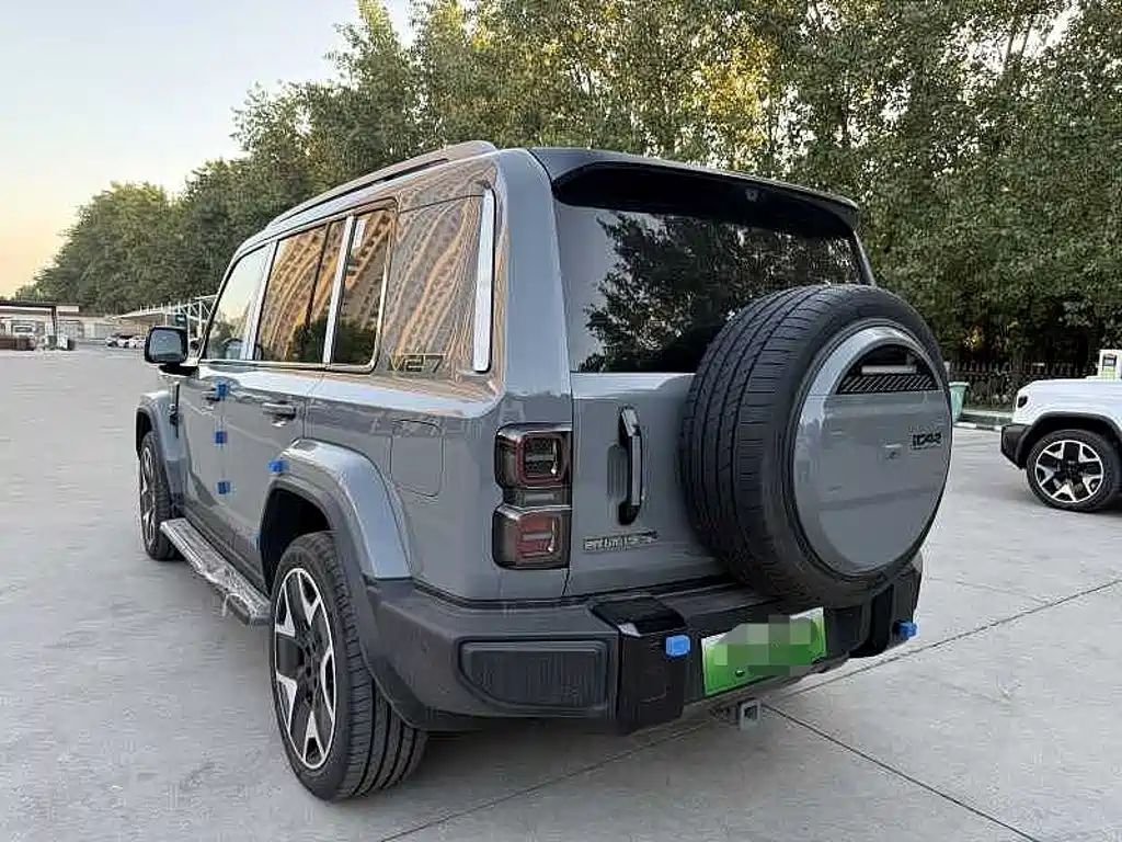 iCAR V27 2026 2026 200KM AWD Falcon 500