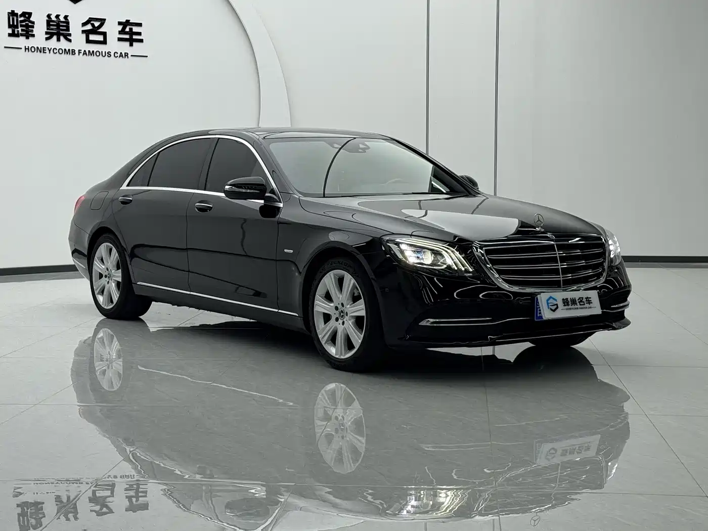 Mercedes-Benz S-Class 2019 S 350 L Premium Ultimate Edition фото 3