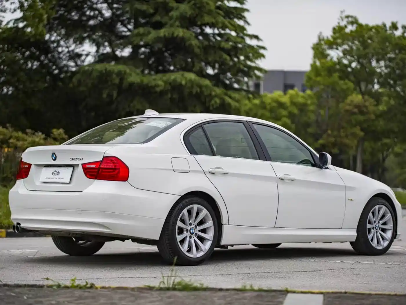 BMW 3 Series 2010 2010 325i Fashion
