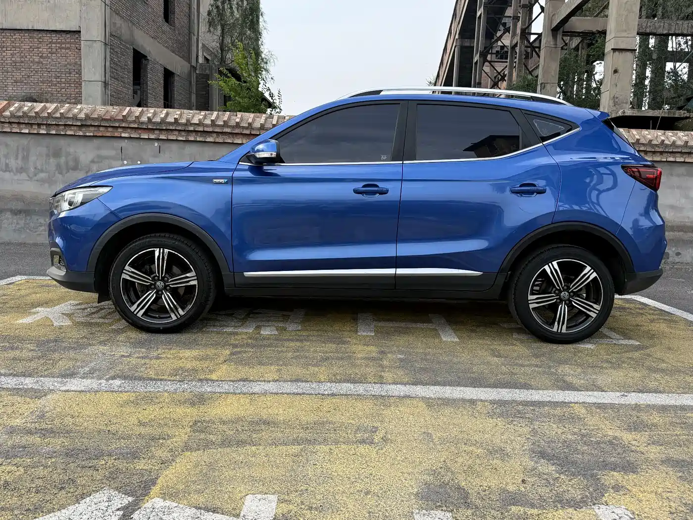 Photo 4 - MG ZS