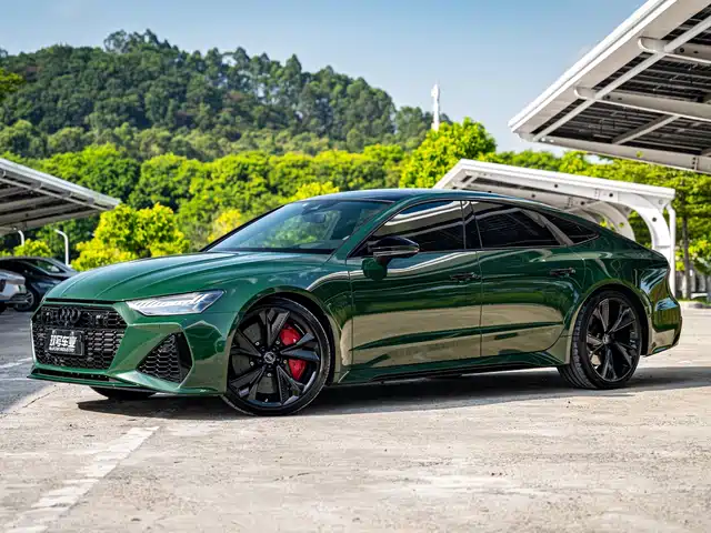 Audi RS 7 RS 7 4.0T Sportback