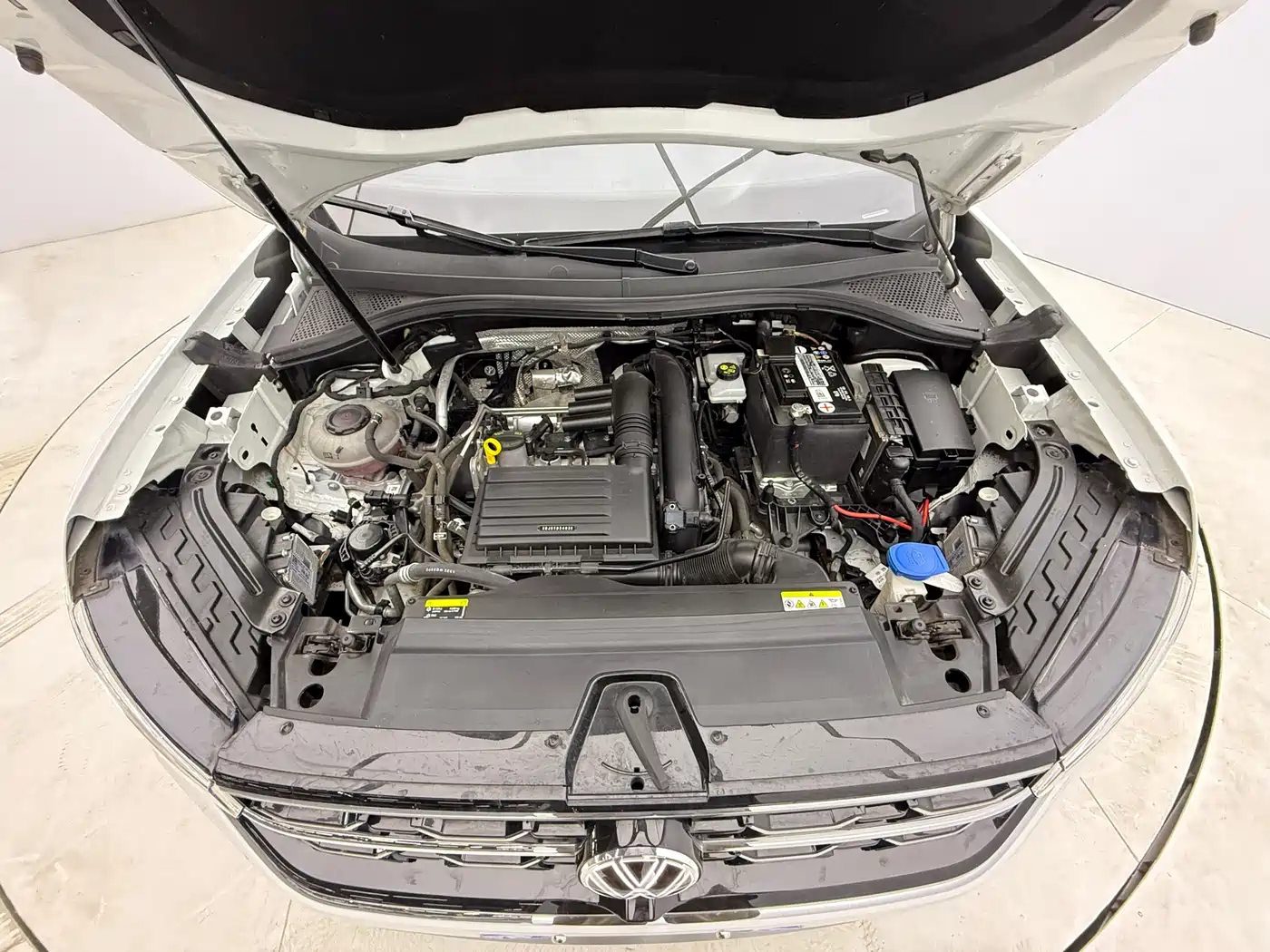 Volkswagen Tayron 2023 280TSI 2WD Luxury Plus Advanced Edition фото 8