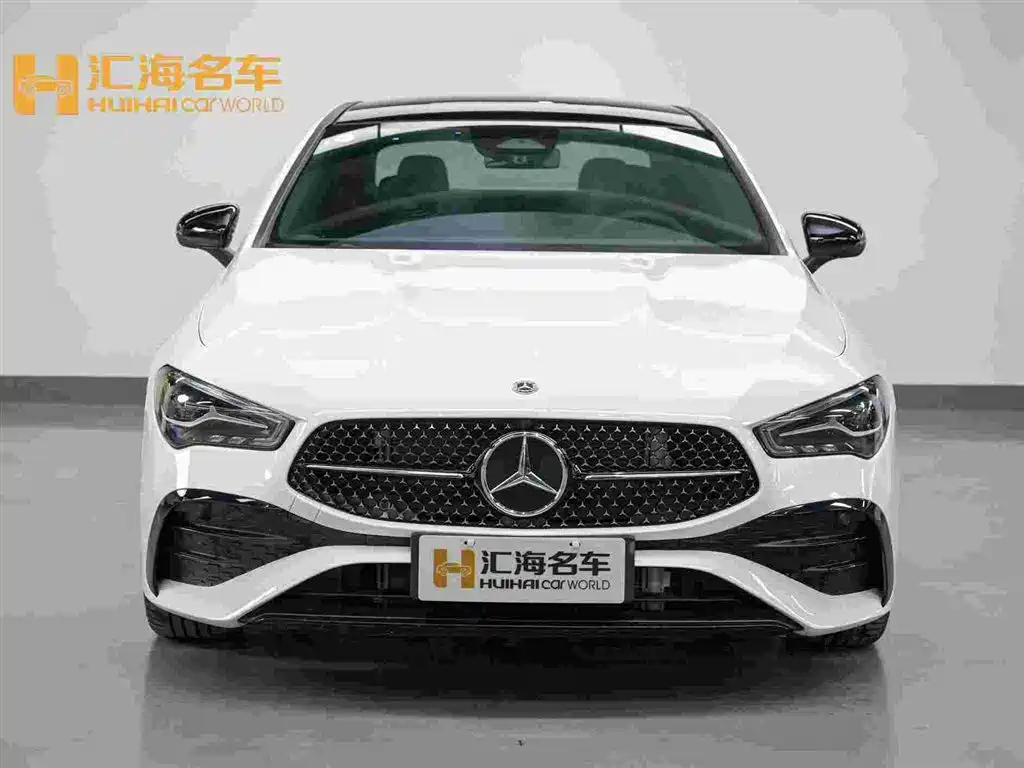 صورة 2 - Mercedes-Benz CLA (Import)