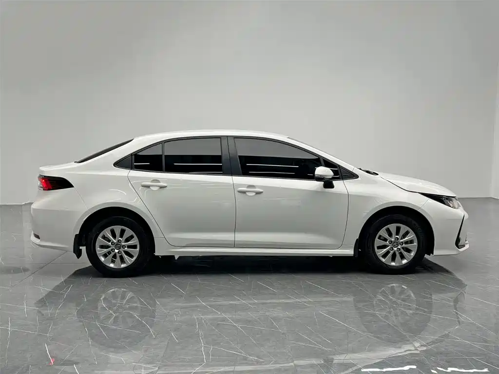 Toyota Corolla 2022 1.2T S-CVT Pioneer PLUS Edition фото 7