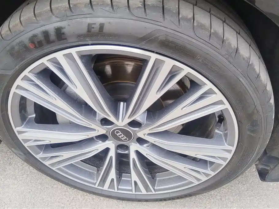 Audi A6L 2024 45 TFSI quattro Premium Dynamic фото 6