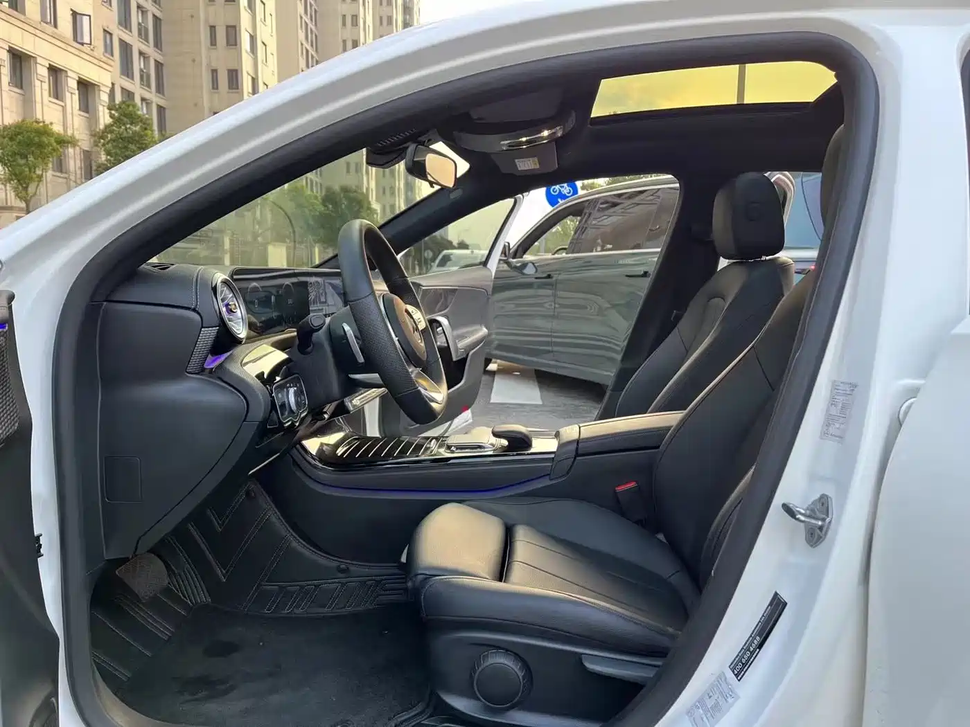 Mercedes-Benz A-Class 2023 A 200 L Fashion фото 3
