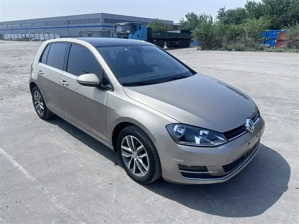 Volkswagen Golf 2016 230TSI Automatic Luxury фото 8