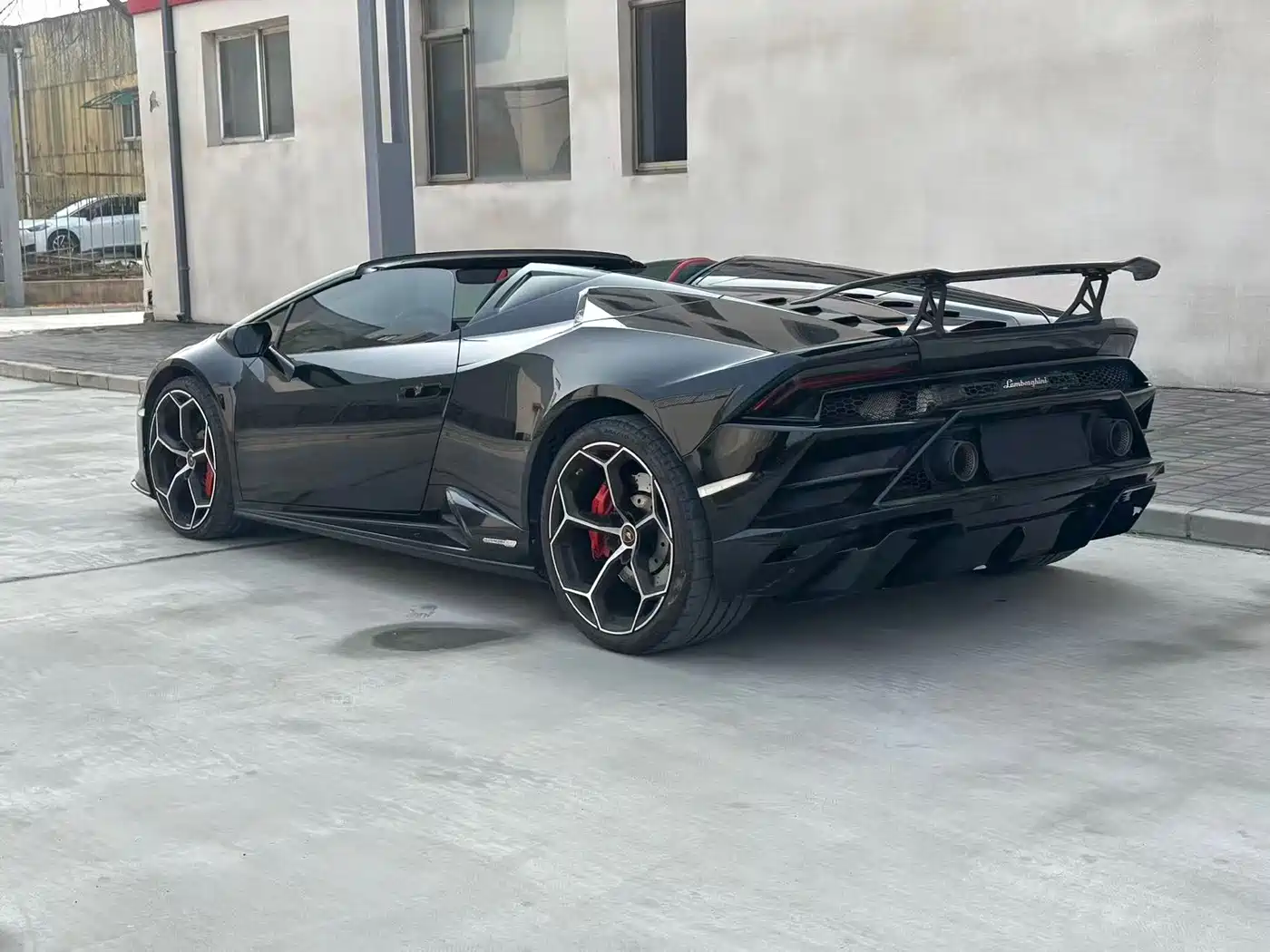 Lamborghini Huracán 2020 Huracán EVO RWD Spyder фото 12