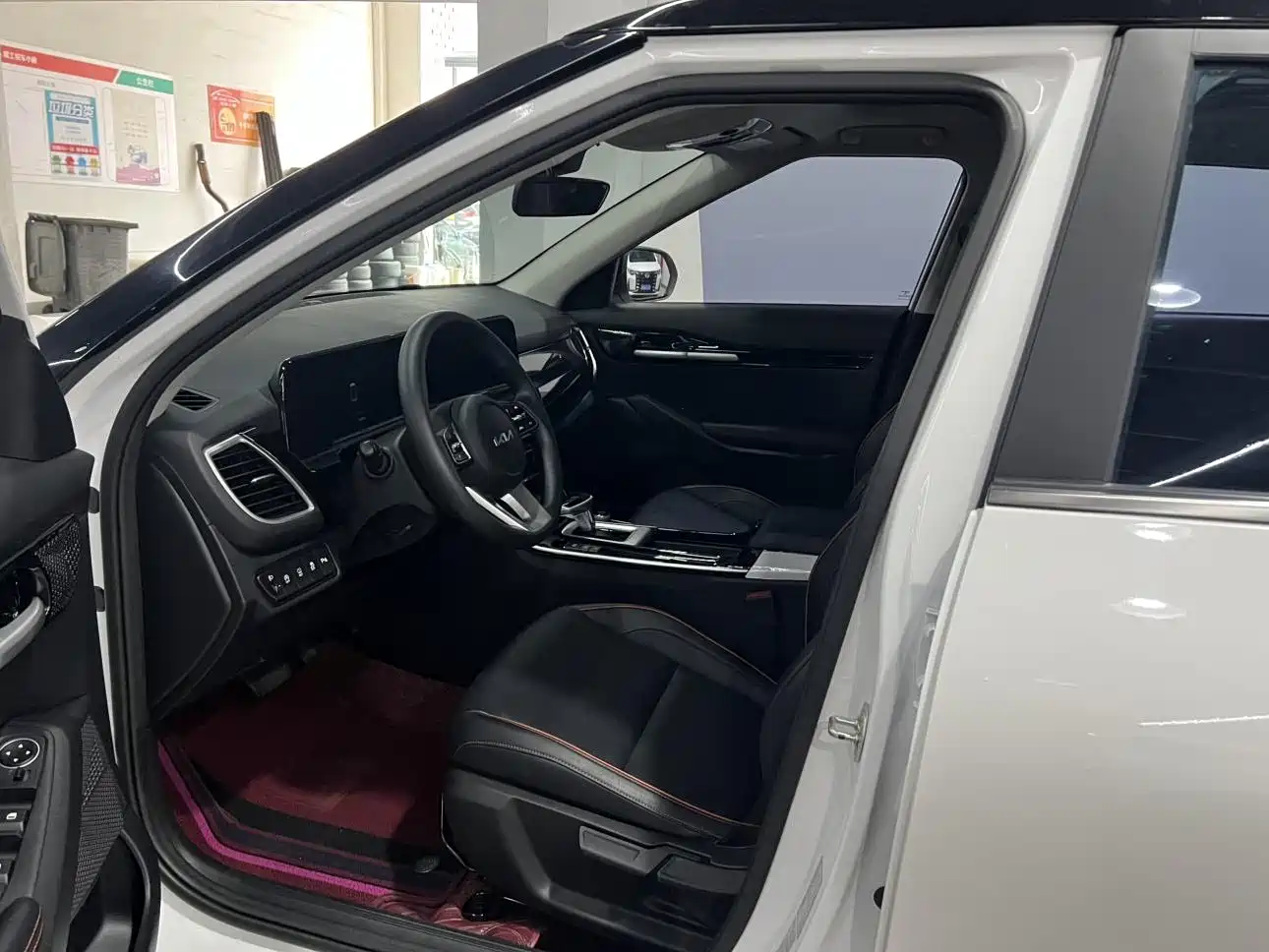 Kia Seltos 2023 1.5L CVT Luxury Edition фото 7