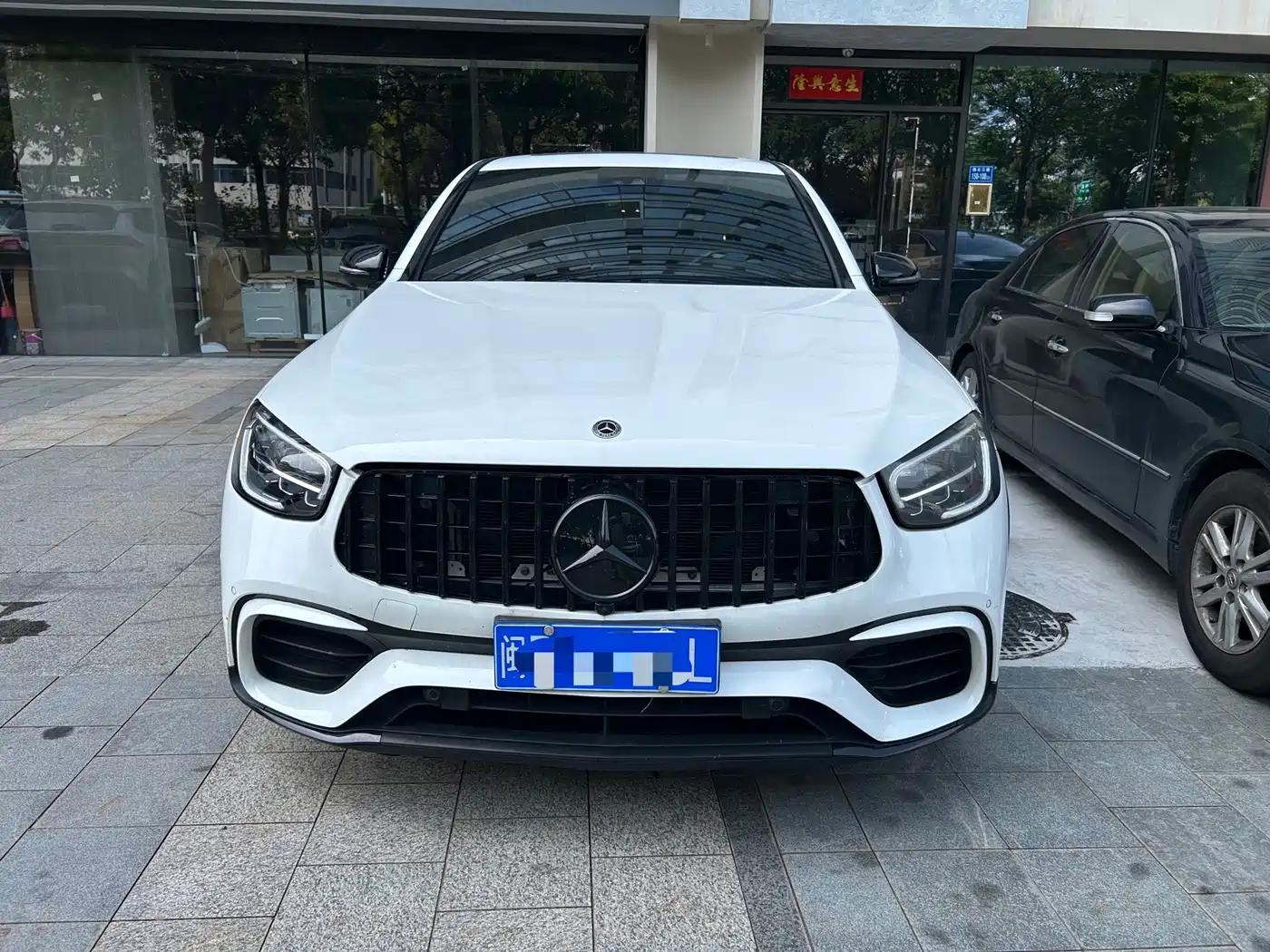 Mercedes-Benz GLC Coupe 2022 Facelift GLC 300 4MATIC Coupe SUV фото 2