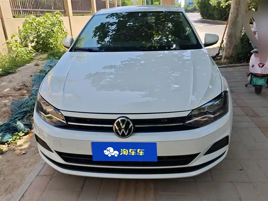 Volkswagen Polo 2023 Facelift Plus 1.5L Auto Joyful Living Edition фото 2