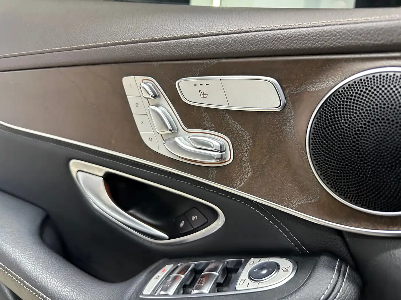 Mercedes-Benz GLC 2018 Facelift GLC 300 4MATIC Dynamic фото 11