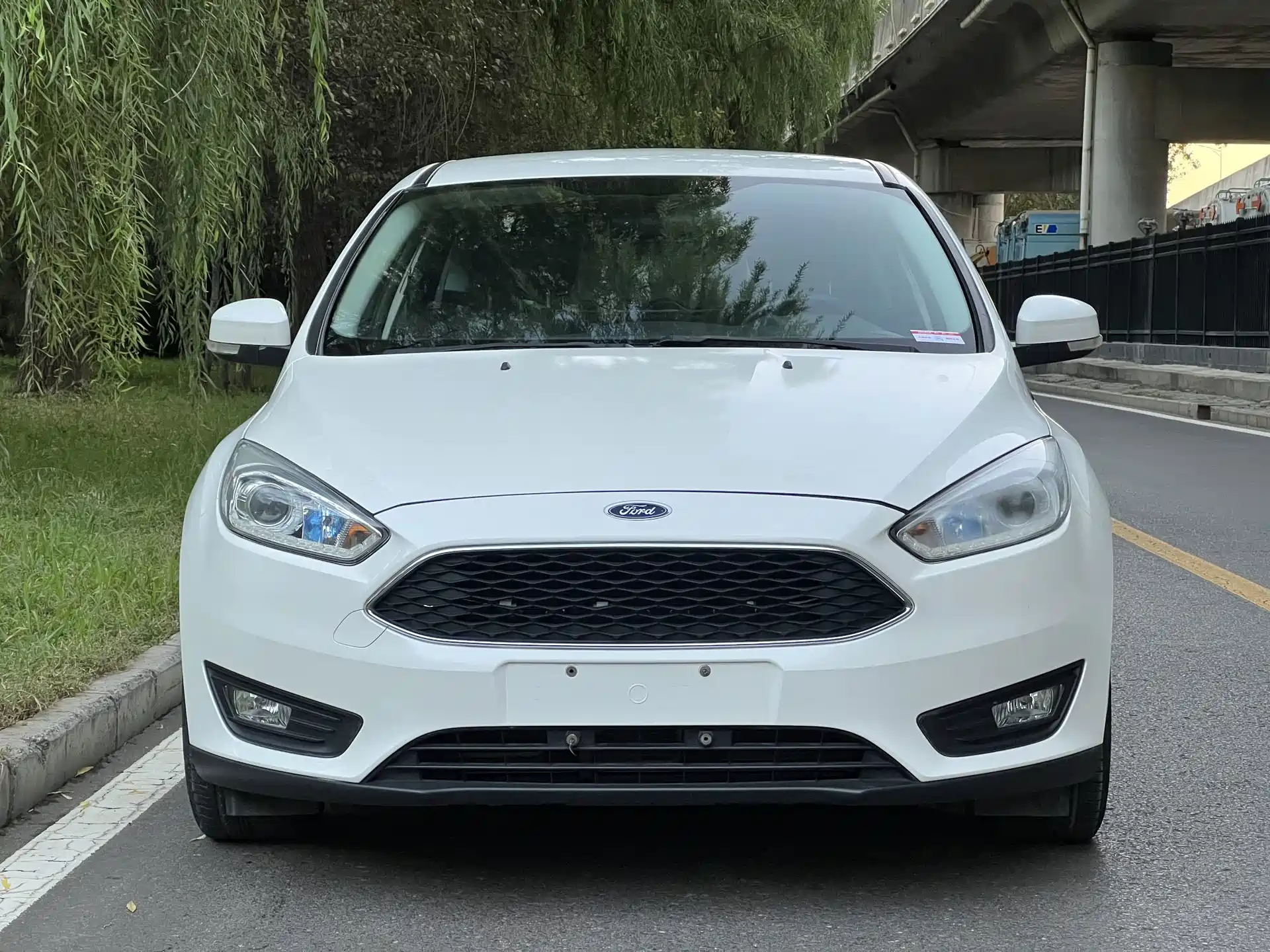 Фото 2 - Ford Focus