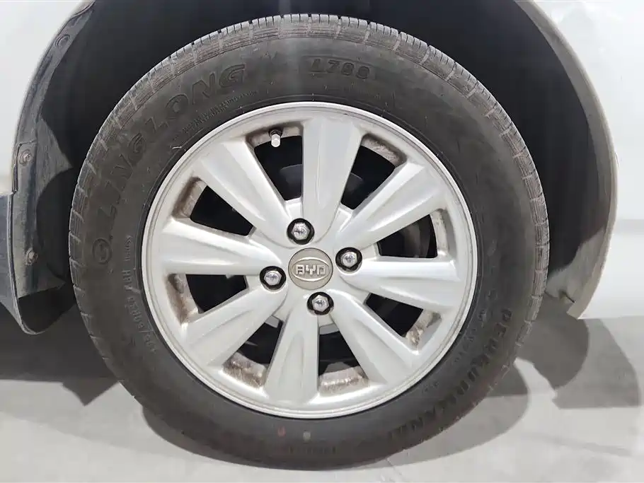 BYD F3 2013 Energy-saving Edition 1.5L Manual Comfort фото 6
