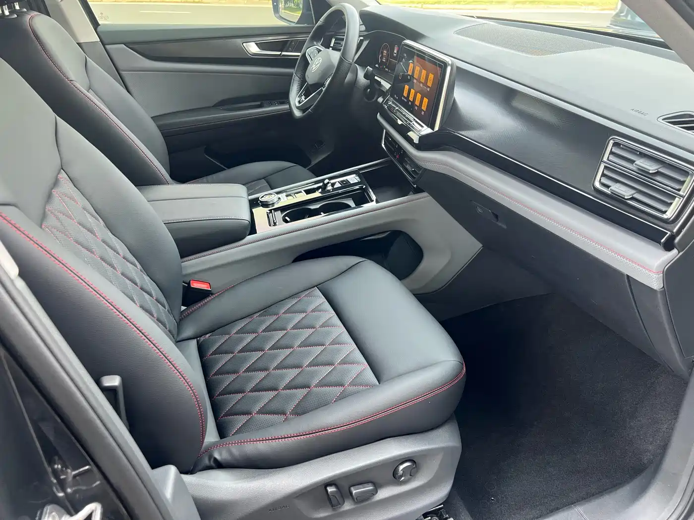 VOLKSWAGEN TOURANG