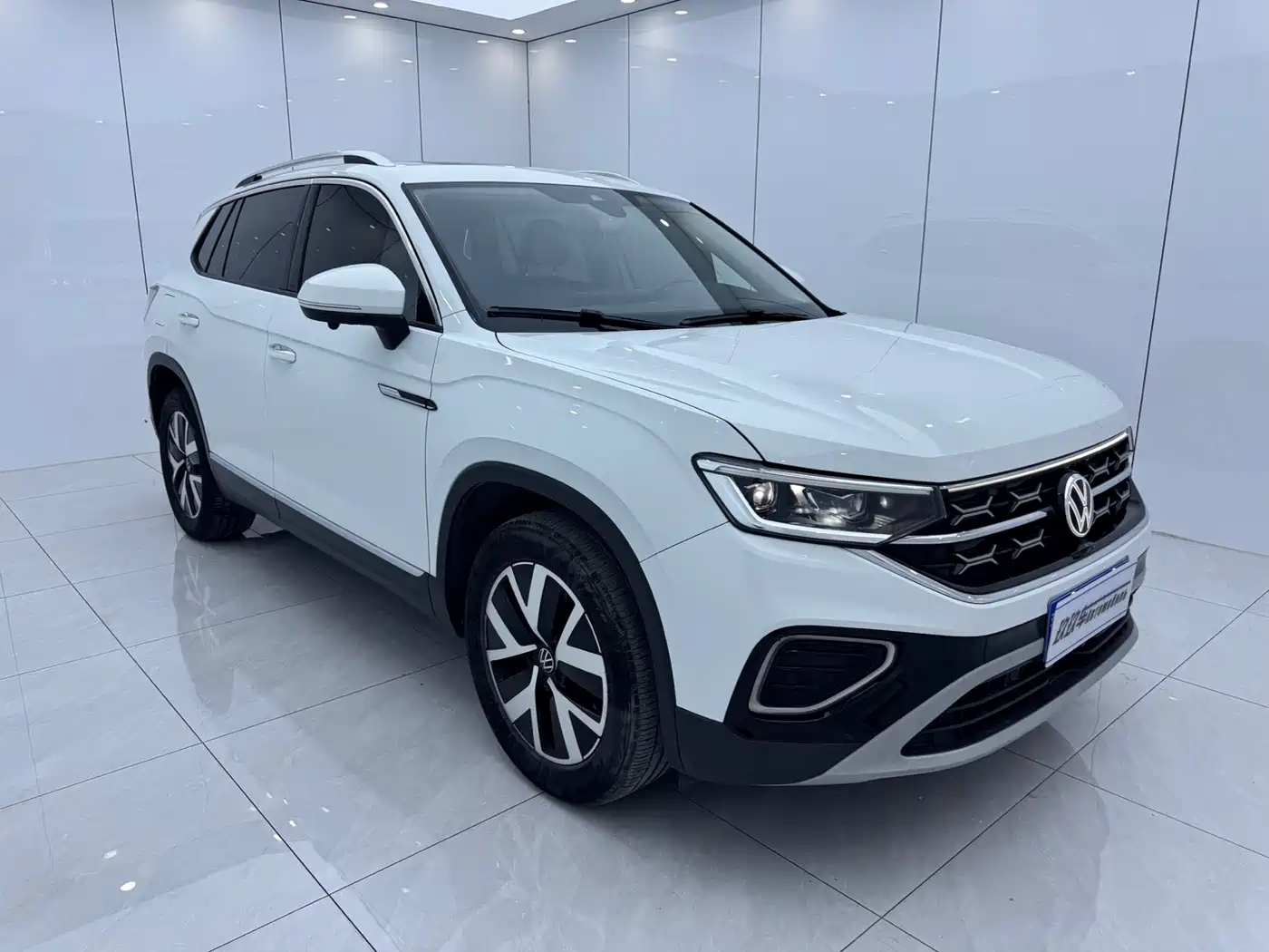 Volkswagen Tayron 2023 280TSI 2WD Luxury Plus Advanced Edition фото 4