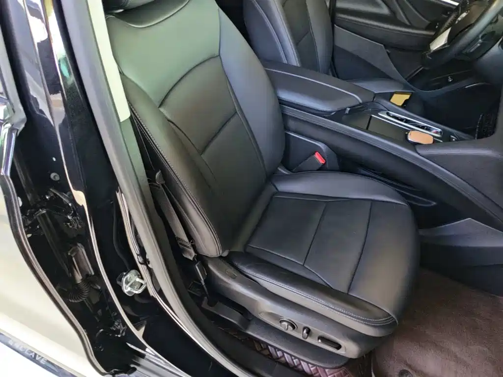 Buick Enclave 2023 2022 652T 2WD Premium 7-Seater